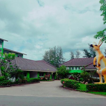 Had Lamae Resort Ban Pak Nam Lamae Esterno foto