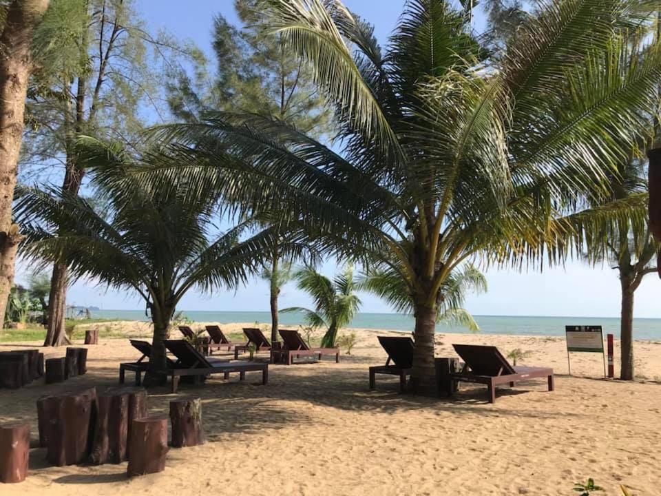 Had Lamae Resort Ban Pak Nam Lamae Esterno foto