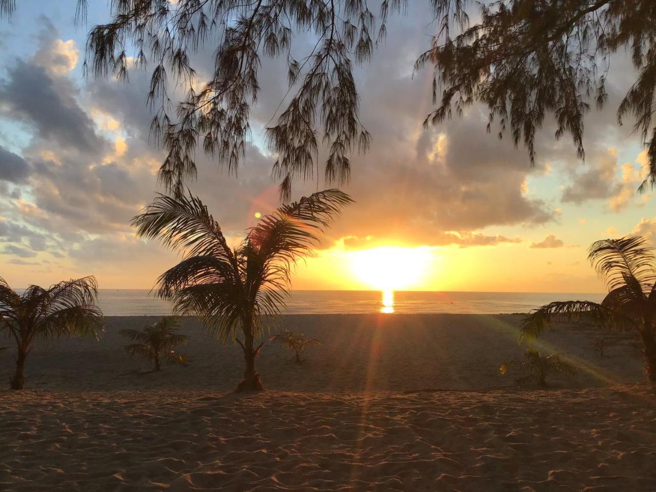Had Lamae Resort Ban Pak Nam Lamae Esterno foto
